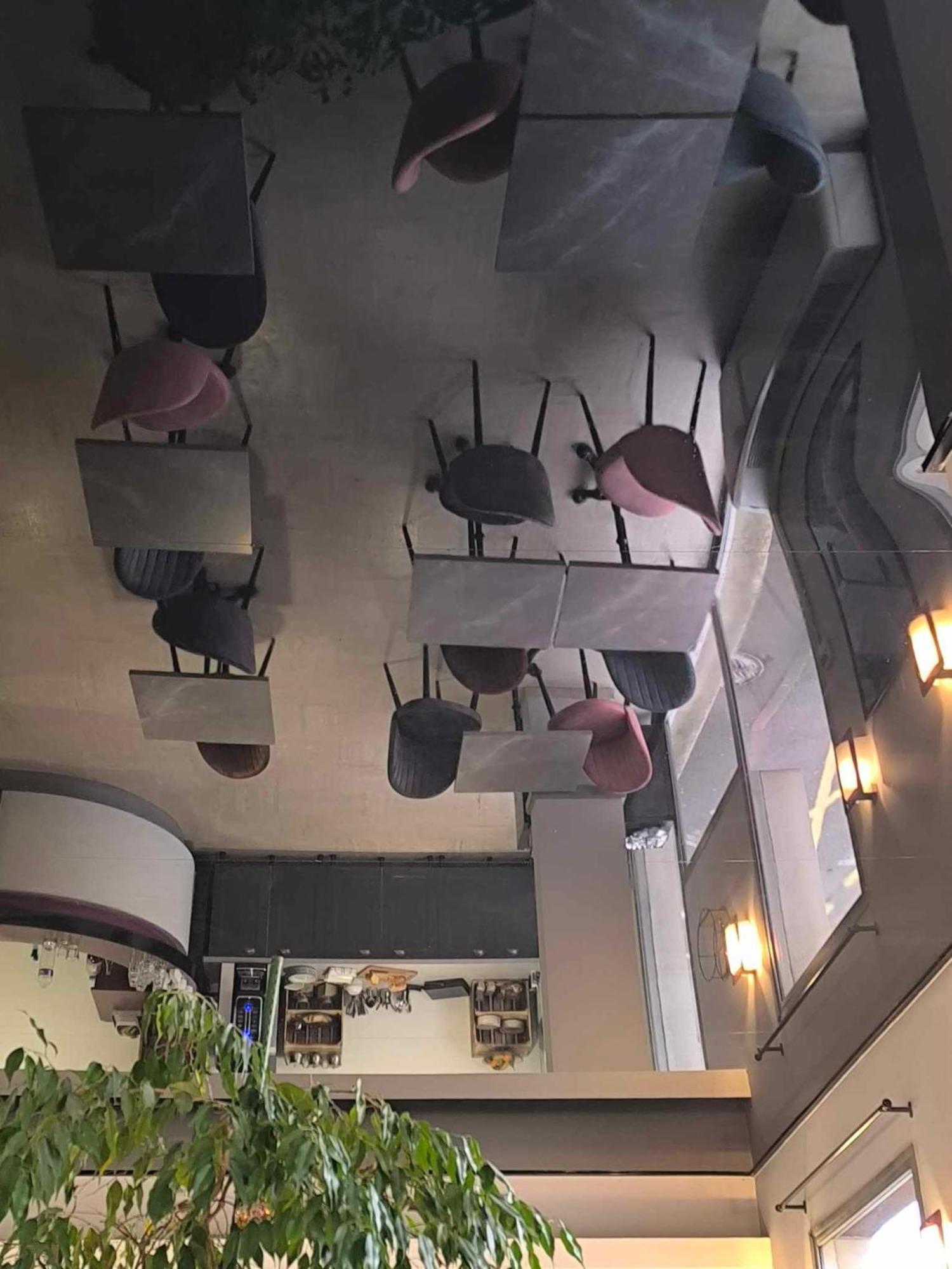 Hotel Saint Jacques 3*