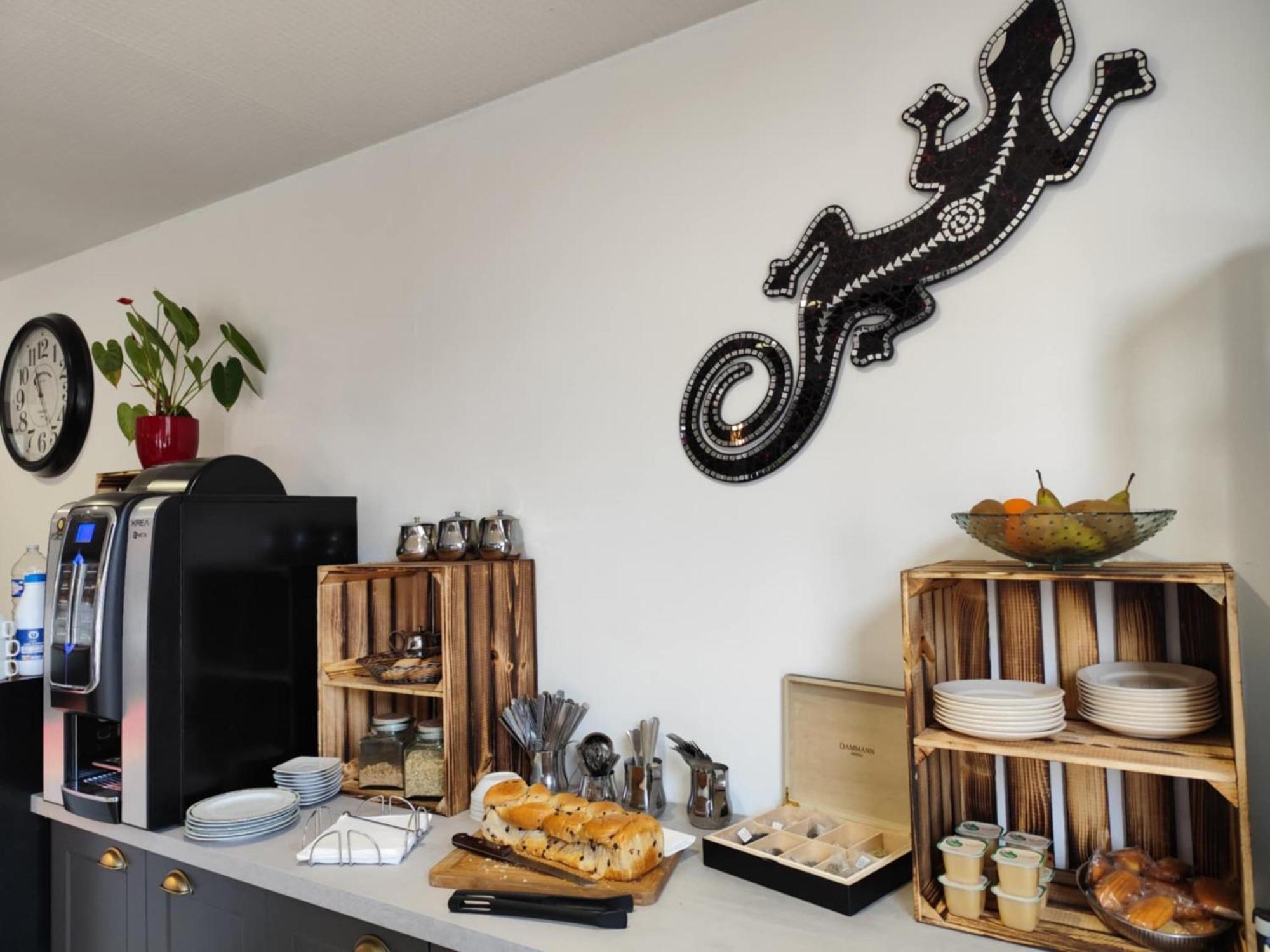 Saint Jacques Hotel 3*