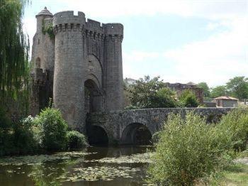 Hotel Saint Jacques Parthenay